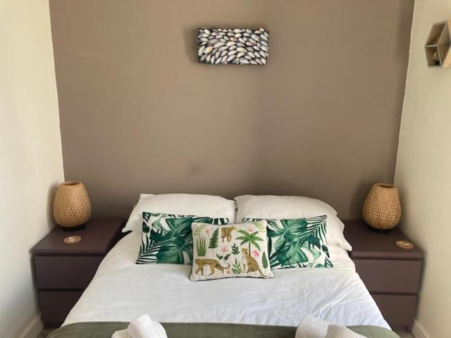 The Salt Box- Lovely Refurbished Annexe, Free Parking, Walk To Porth Beach. Saint Columb Minor Esterno foto